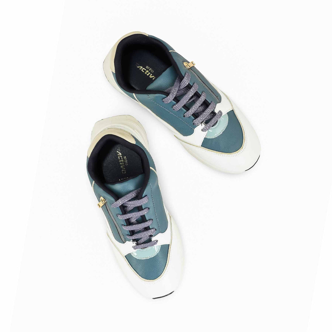 White Casual Women Sneaker AT7361