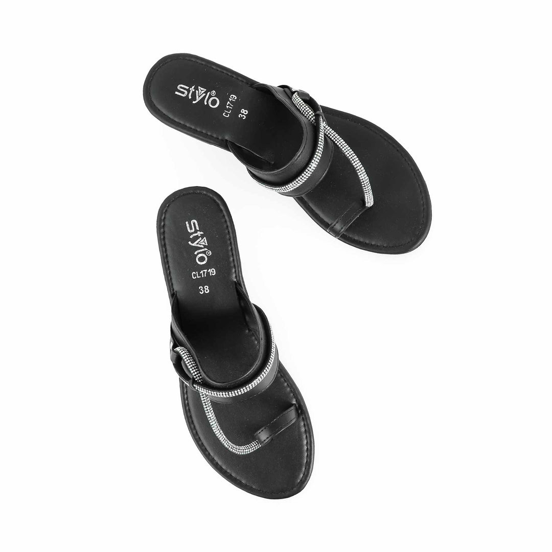 Black Casual Chappal CL1719
