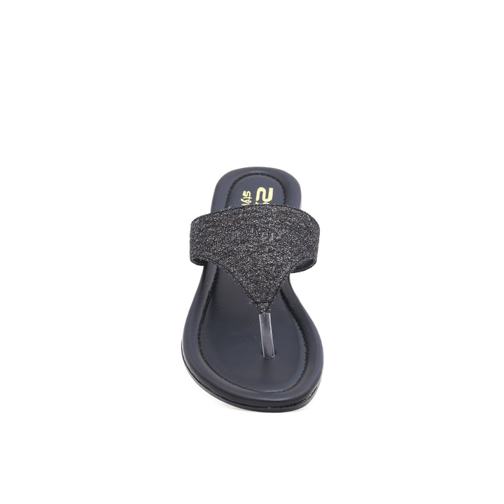 Black Casual Chappal CL1746