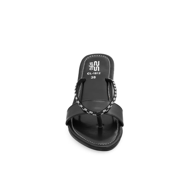 Black Casual Chappal CL1812