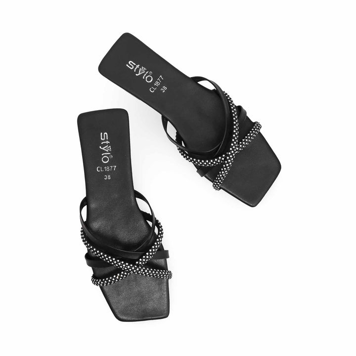 Black Casual Chappal CL1877