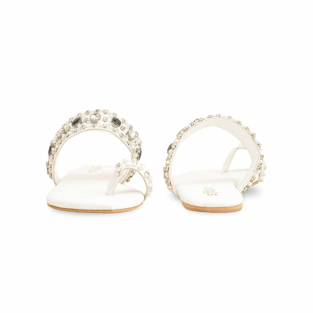 White Fancy Women Chappal Ec0220