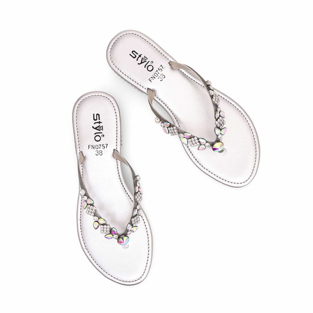 Silver Fancy Chappal FN0757