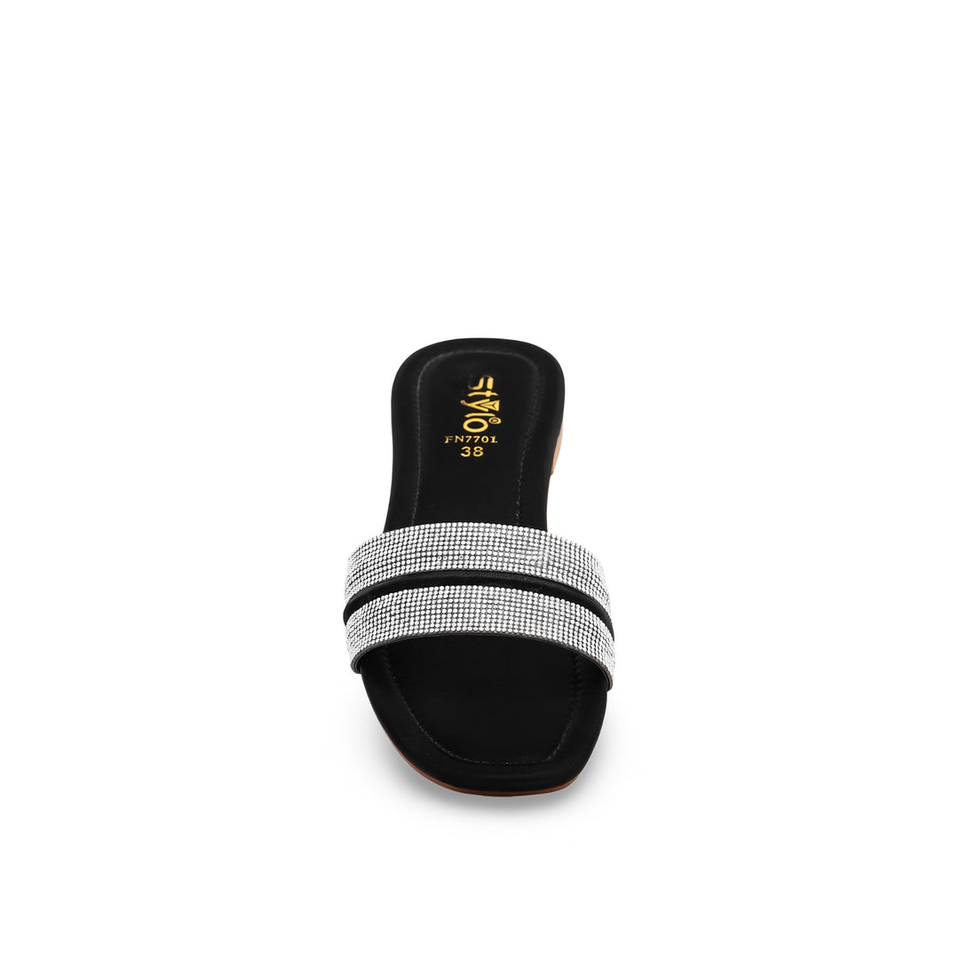 Black Fancy Chappal FN7701