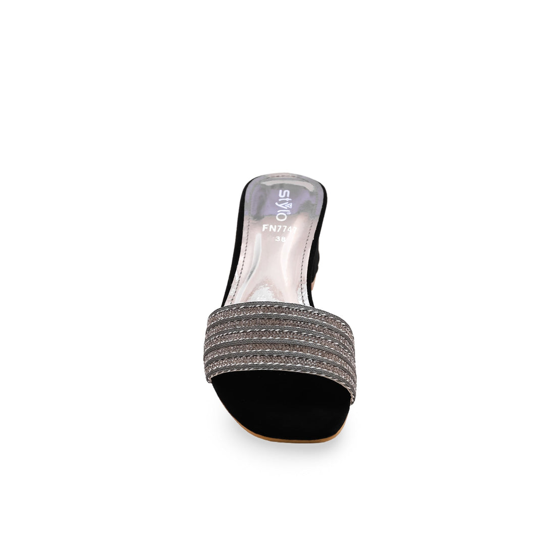 Black Fancy Slipper FN7747