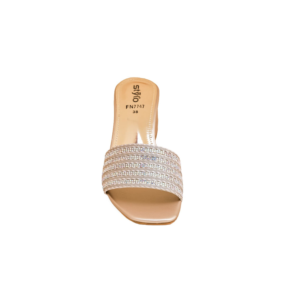 Golden Fancy Slipper FN7747