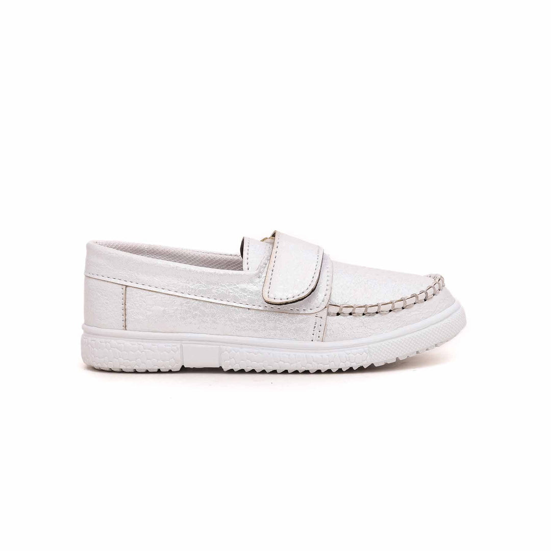 Girls White Formal Moccasin KD0646