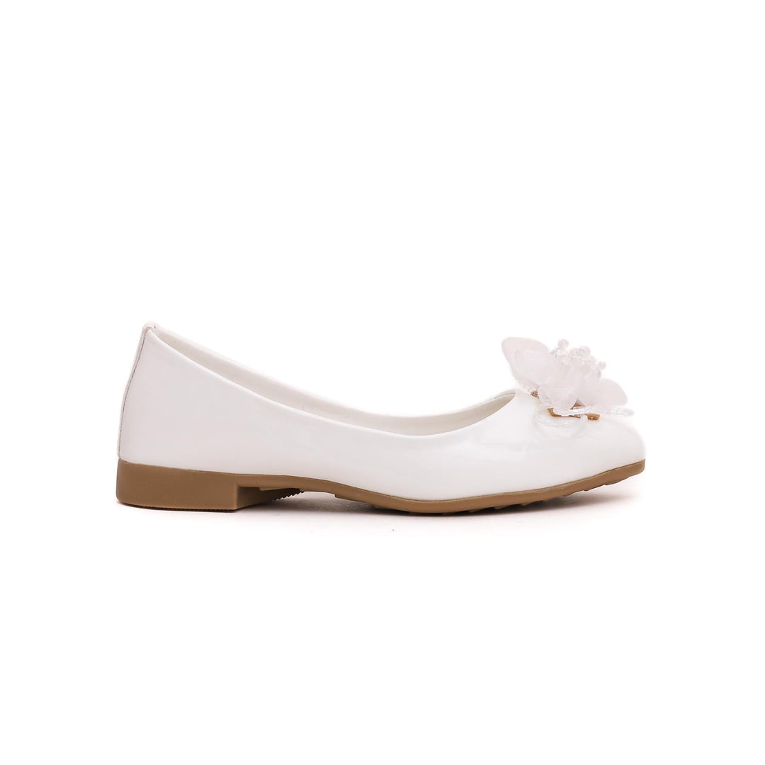 Girls White Casual Pumps KD0770