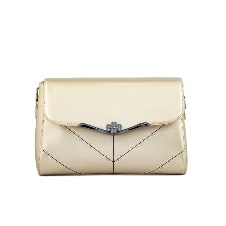 Golden Formal Hand Bag P36252