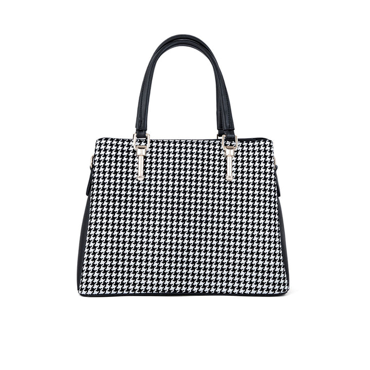 Black Formal Hand Bag P55651