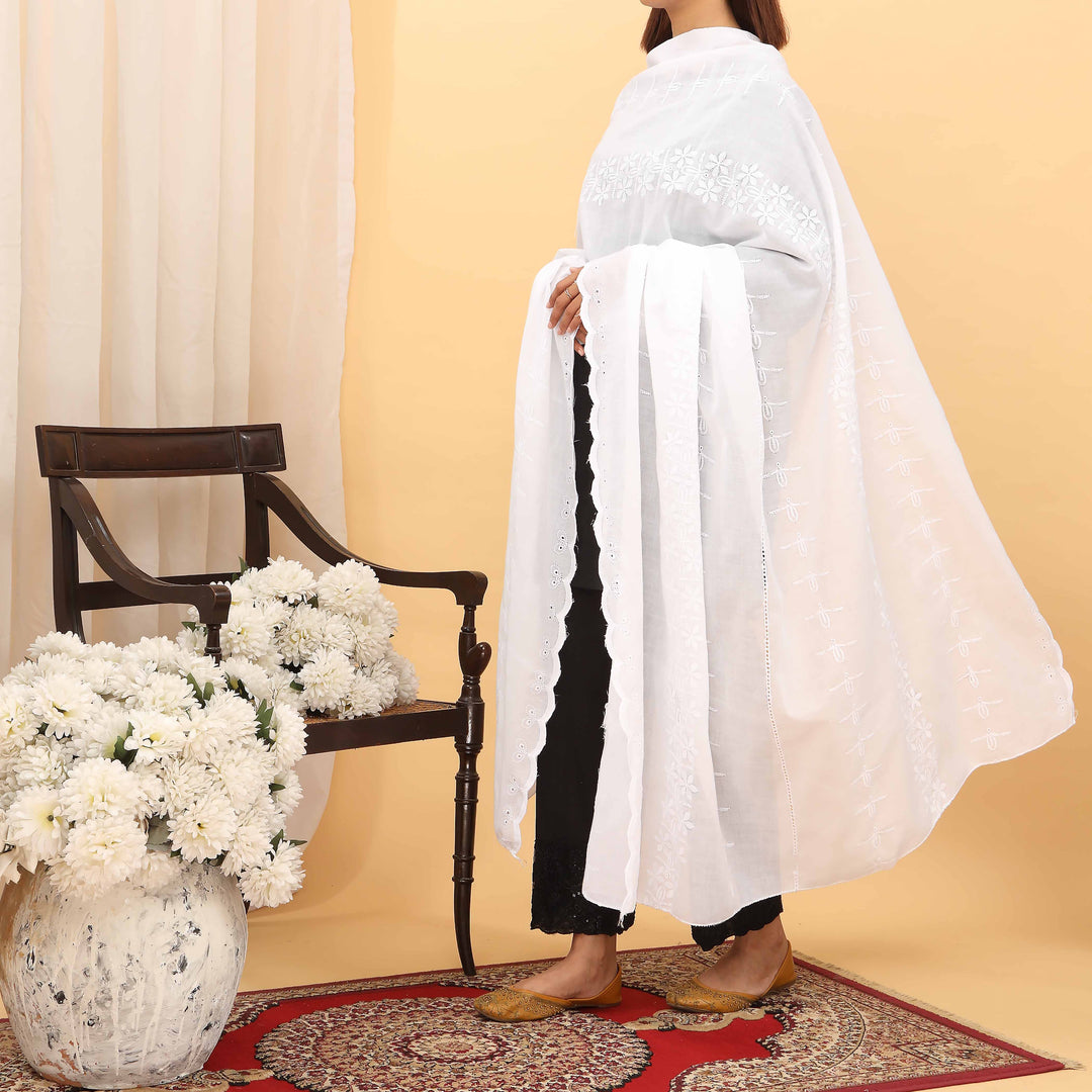 White Embroidered Dupatta PD5440