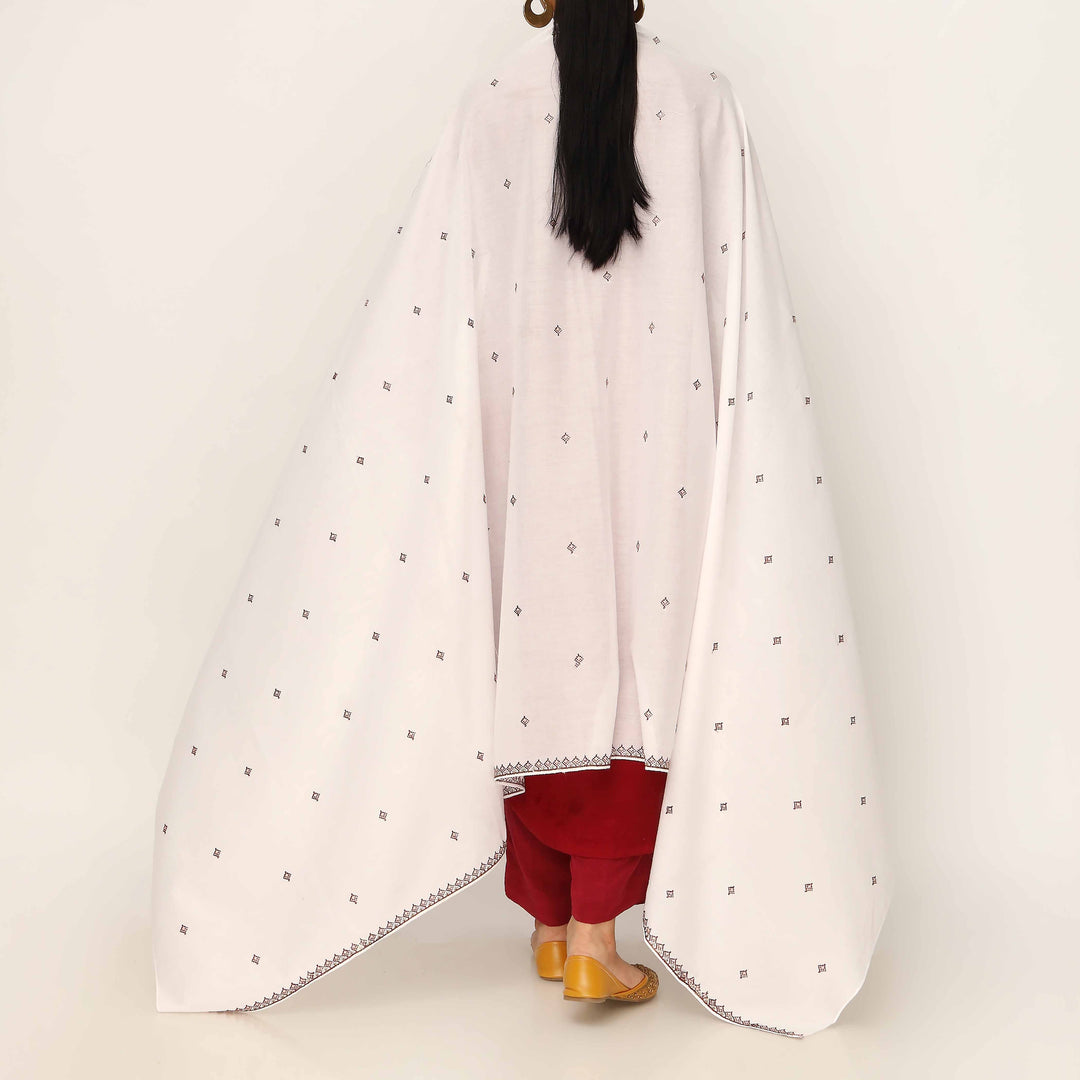 White Embroidered Cotton Dupatta PD5479