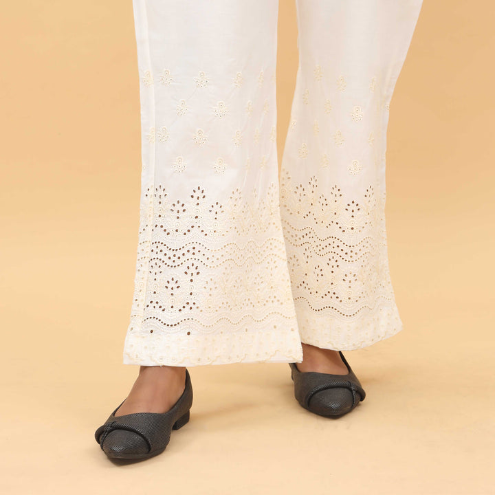 Cream Straight Fit Embellished Trouser PL4061