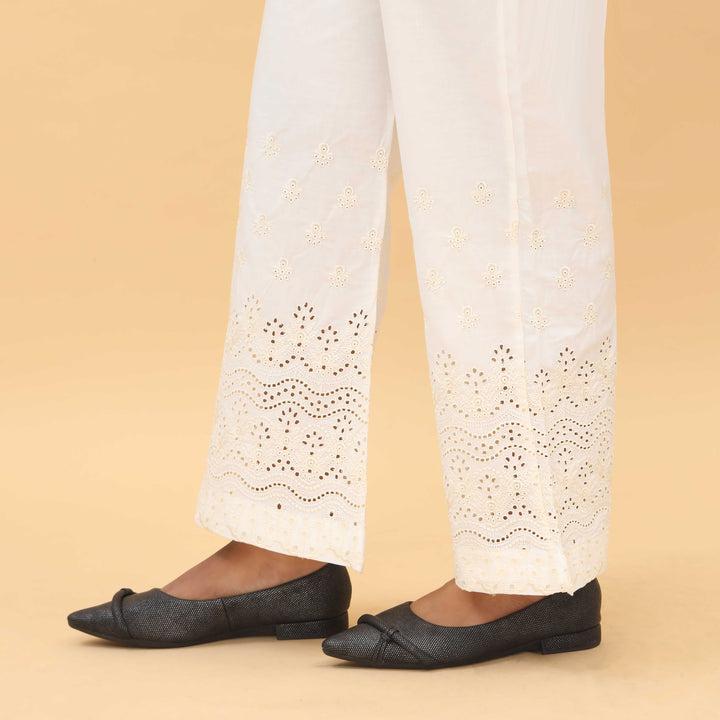 Cream Straight Fit Embellished Trouser PL4061