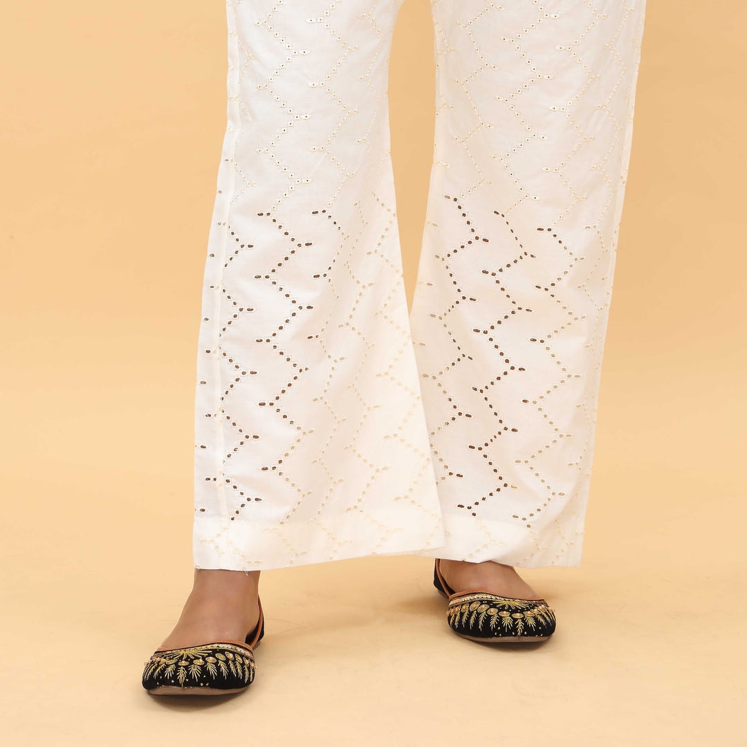Cream Straight Fit Embellished Trouser PL4064