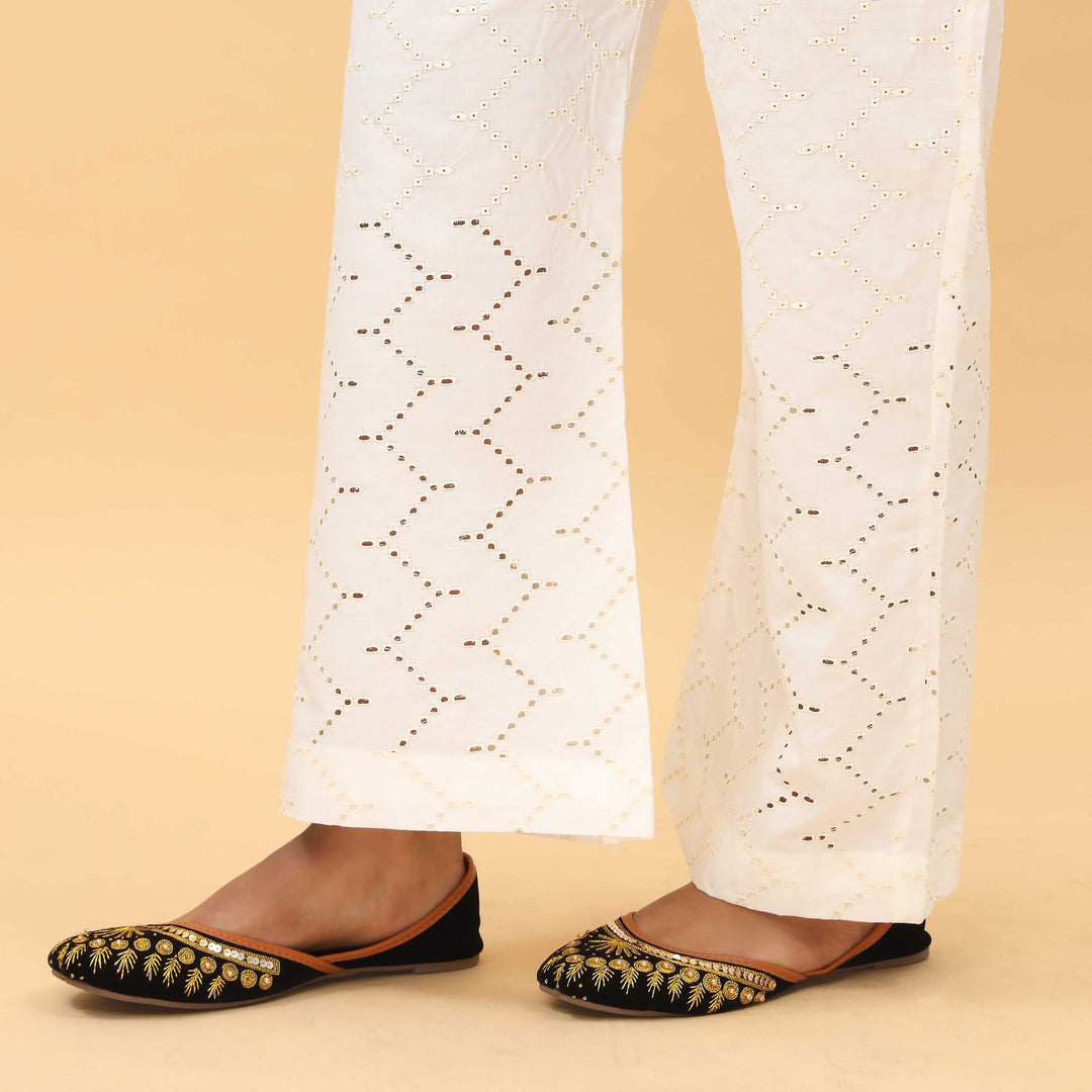 Cream Straight Fit Embellished Trouser PL4064