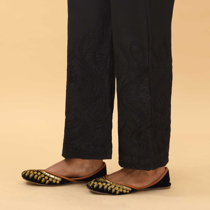 Black Straight Fit Embellished Trouser PL4065