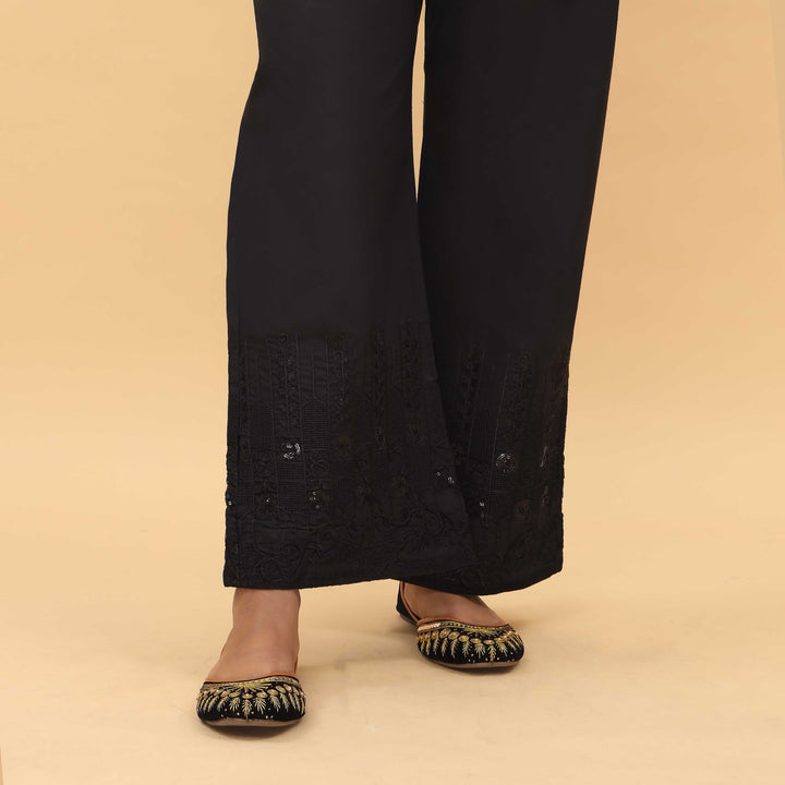 Black Straight Fit Embellished Trouser PL4068