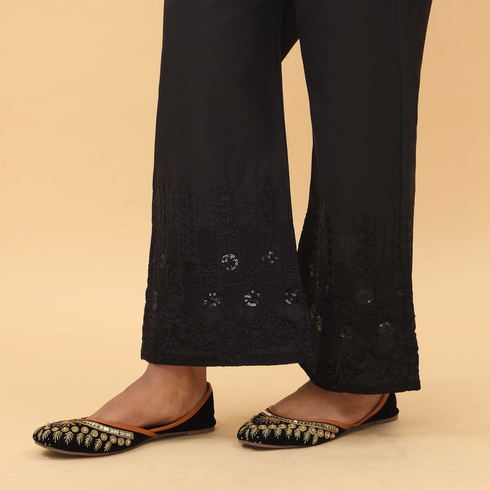 Black Straight Fit Embellished Trouser PL4068