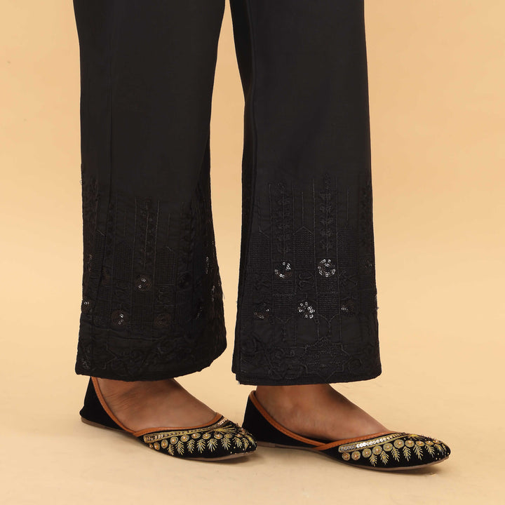 Black Straight Fit Embellished Trouser PL4068