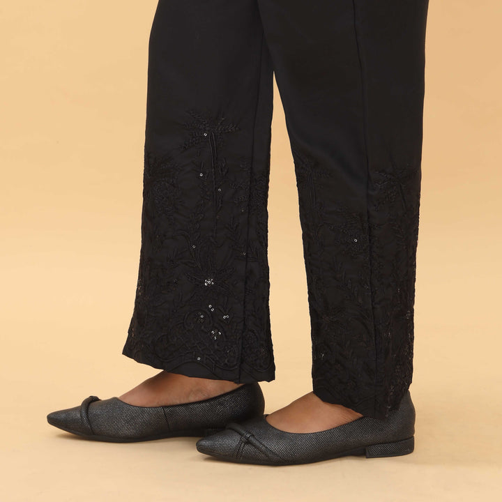 Black Straight Fit Embellished Trouser PL4071