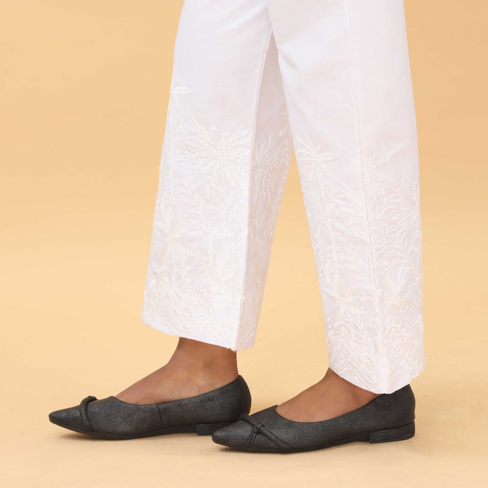 White Slim Fit Plain Trouser PL4072
