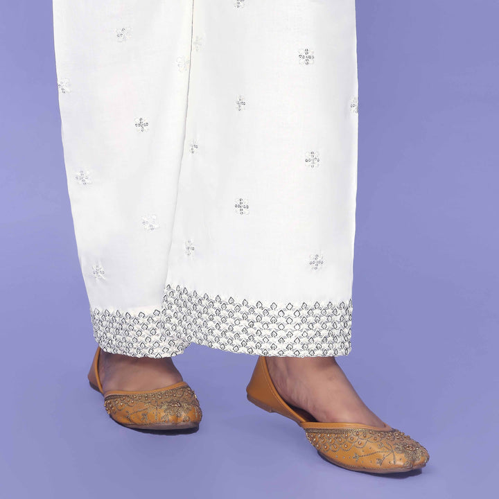 Cream Striaght Fit Cambric Trouser PL4082