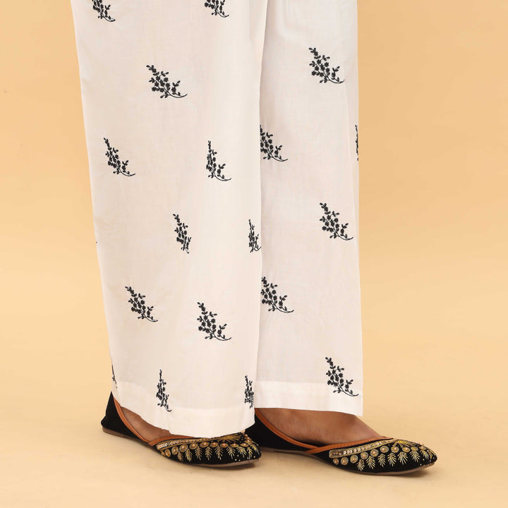 White Straight Fit Printed Trouser PL5018