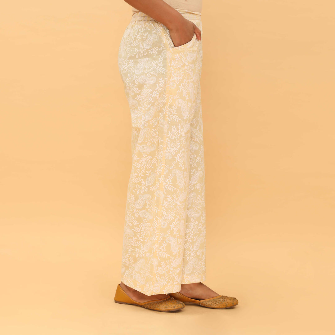 Beige Straight Fit Printed Trouser PL5026
