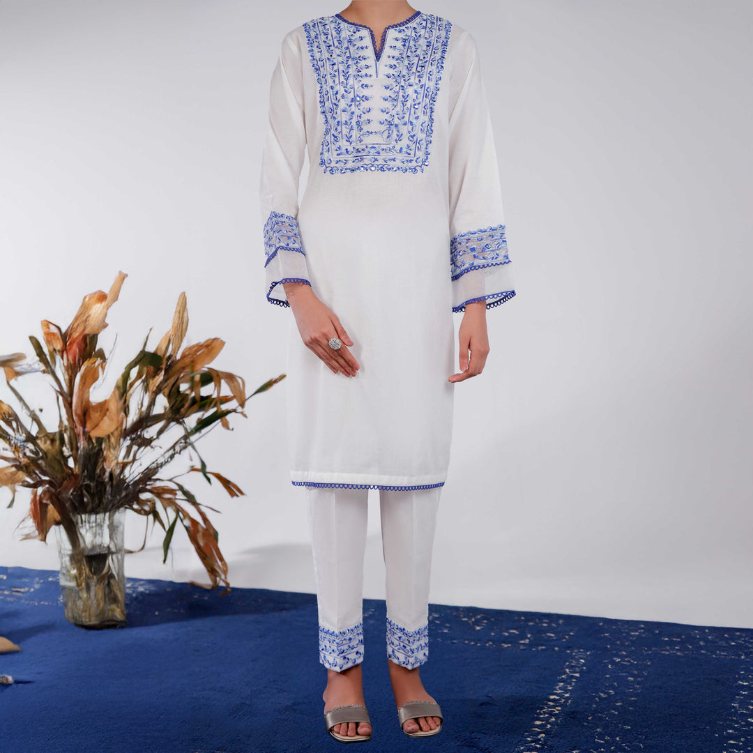 2PC- Embroidered Cambric Suit PS4322