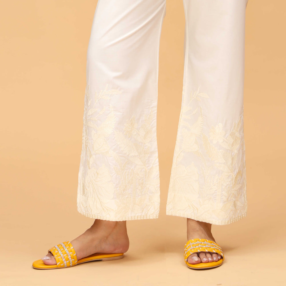 Cream Straight Fit Embellished Cambric Trouser PS4565