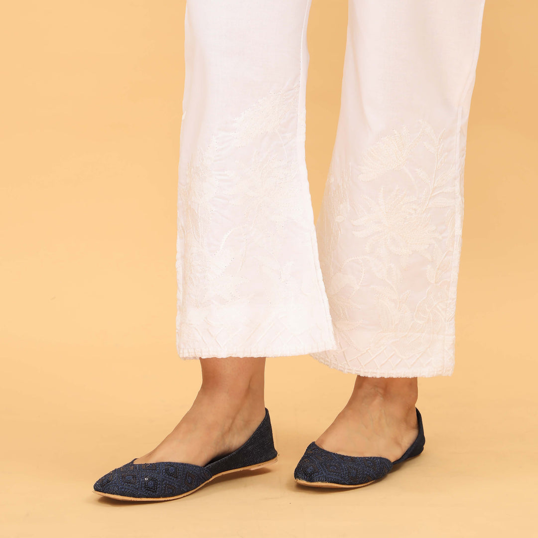 White Straight Fit Embellished Trouser PS4565