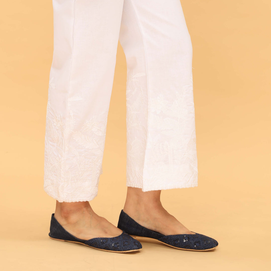 White Straight Fit Embellished Trouser PS4565