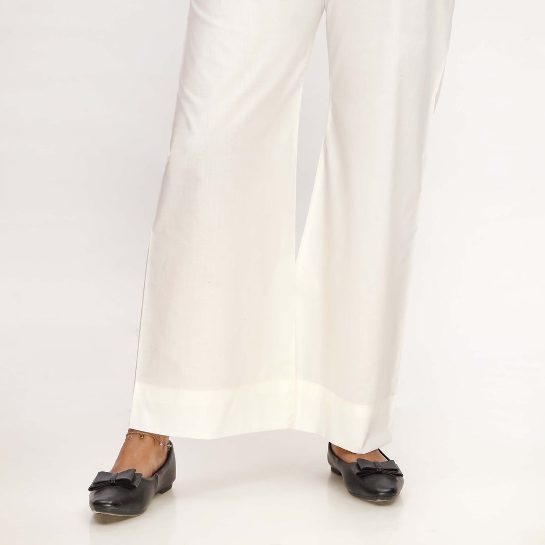 Cream Striaght Fit Cambric Plain Trouser PS4596