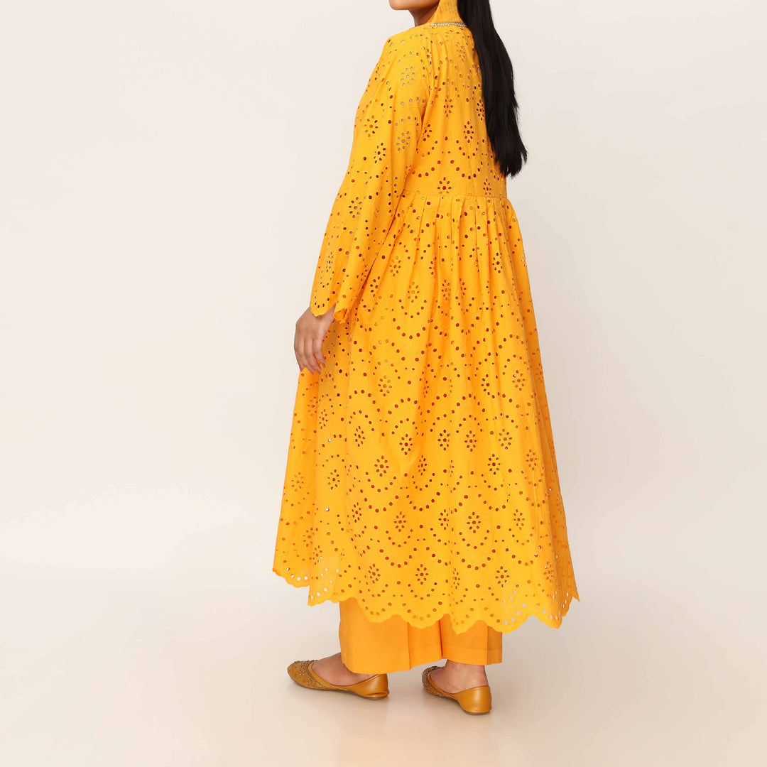 3PC- Schiffli Chikan Lawn Suit PS5024