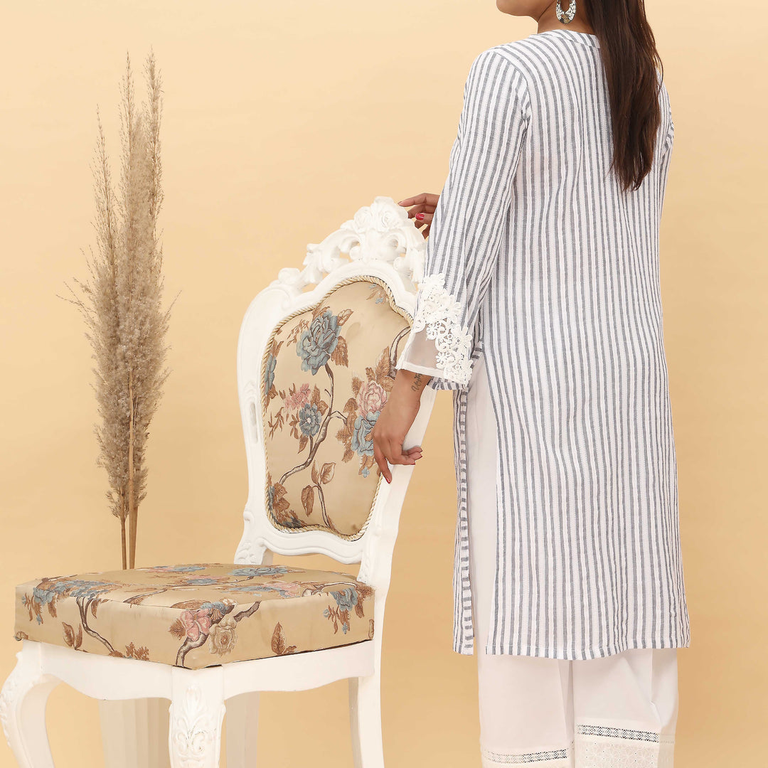 1PC- Yarn Dyed Jaquard Shirt With Stitching Details PS5036