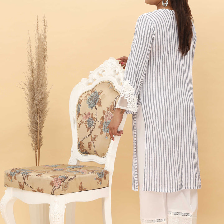 1PC- Yarn Dyed Jaquard Shirt With Stitching Details PS5036