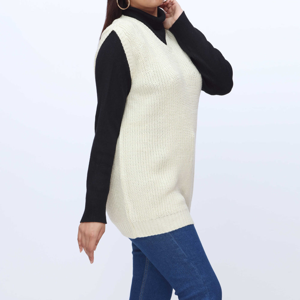 Cream Sleeveless Cardigan PW3903