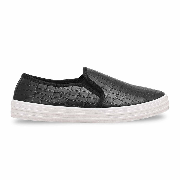 Black Sneaker For Women WN6155