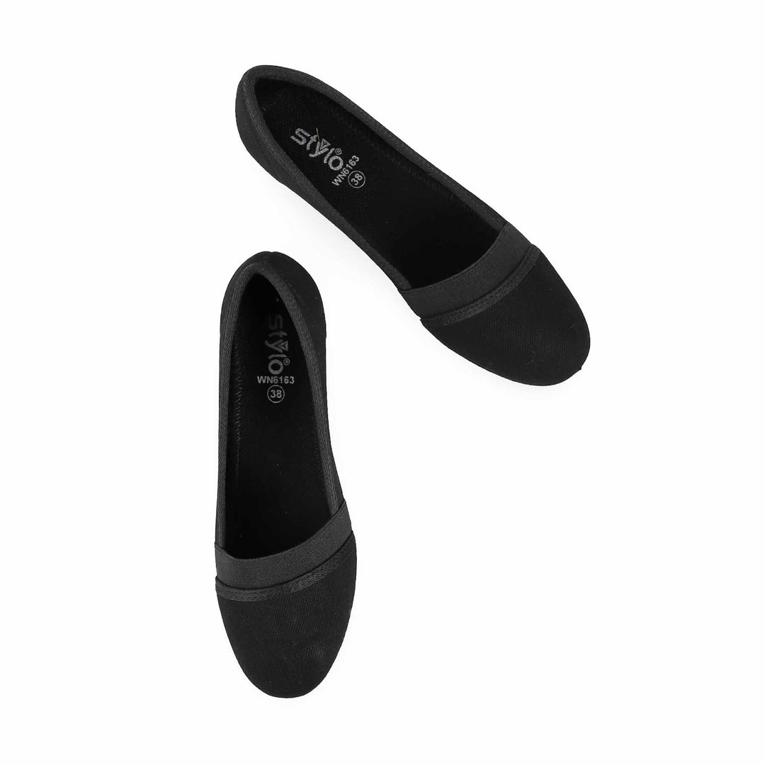 Black Sneaker WN6163