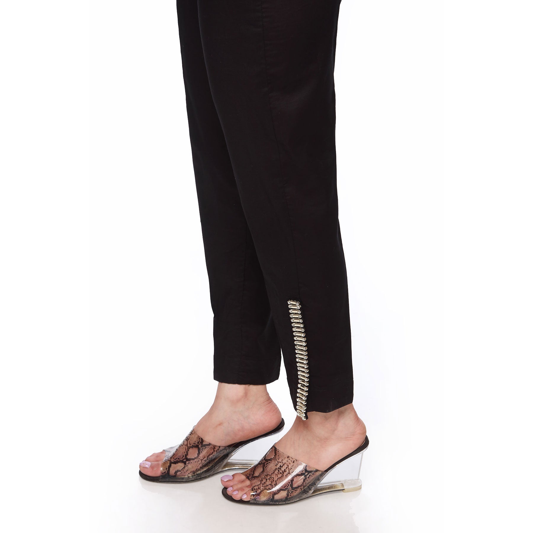 Black Color Slim Fit Embellsihed Trousers PS255401