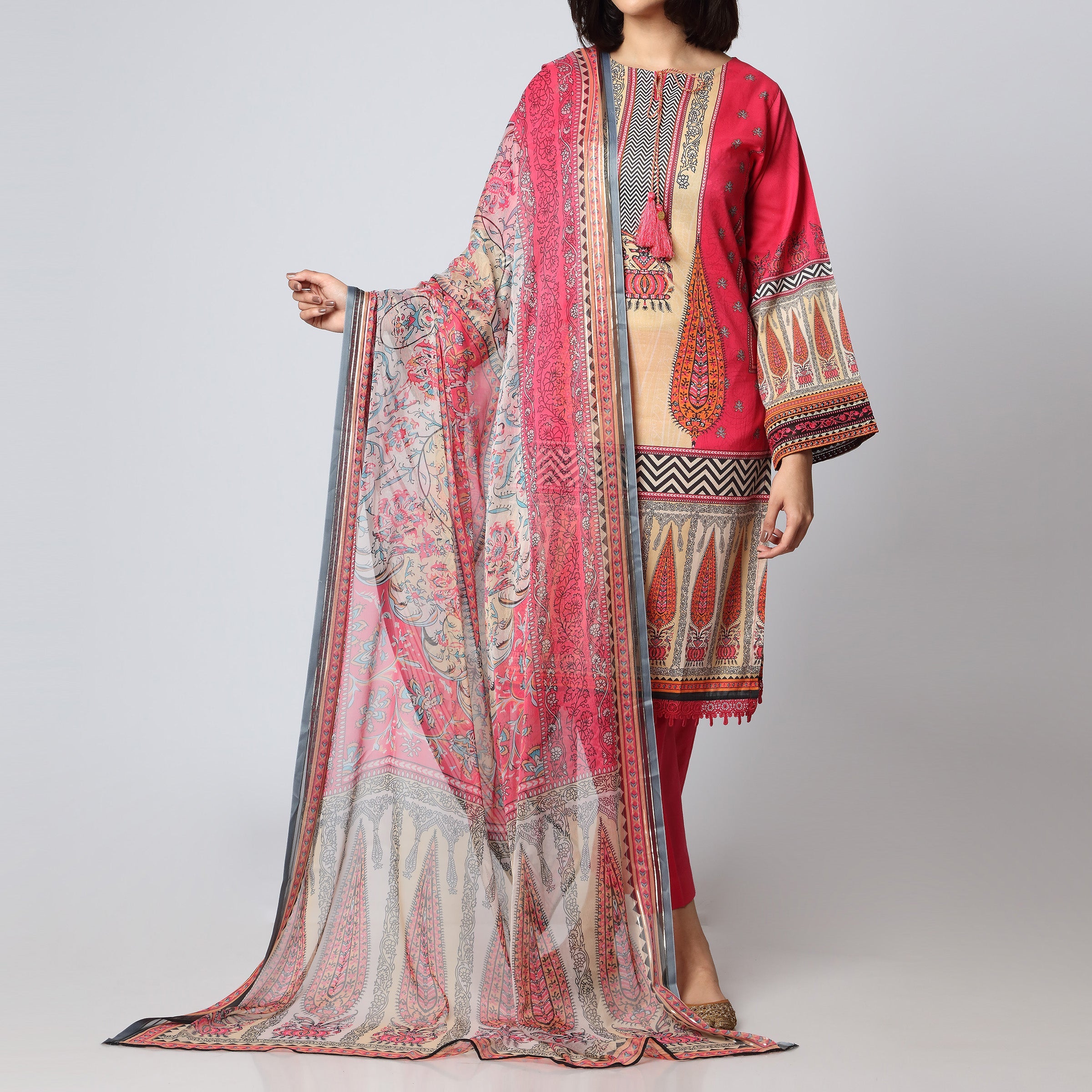 3PC- Digital Printed Lawn Embroidered Suit  PS3172