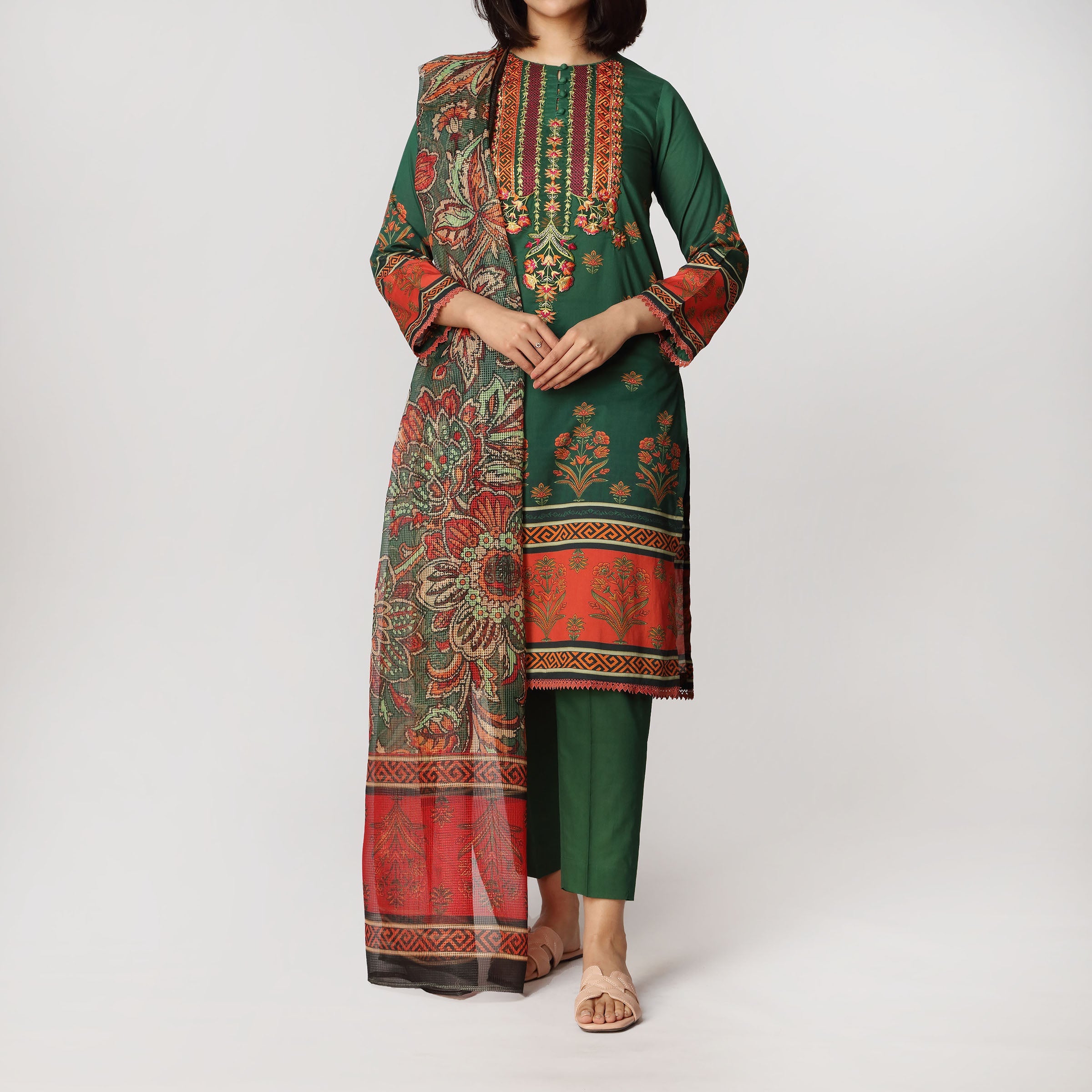 3PC- Digital Printed Lawn Embroidered Suit PS3183